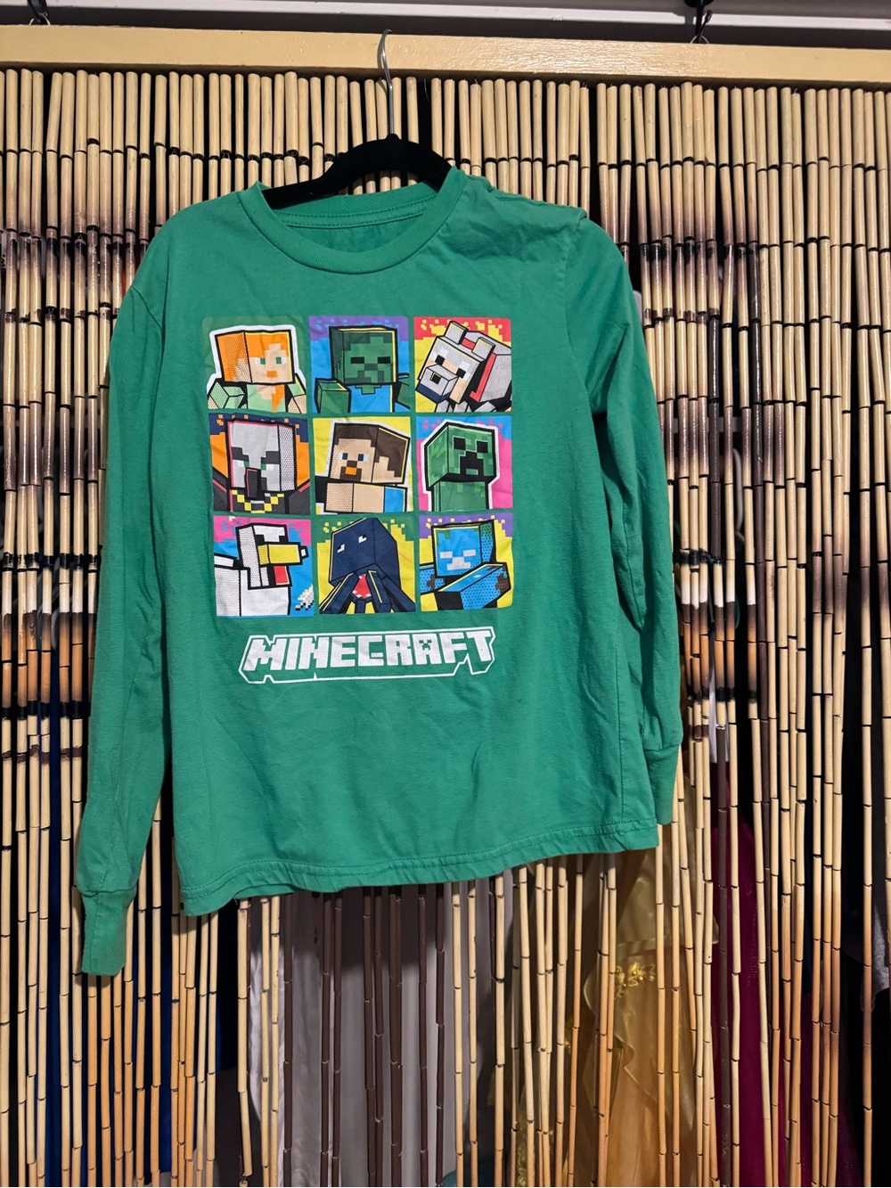 Minecraft Boys' Green Long-Sleeve Graphic Tee